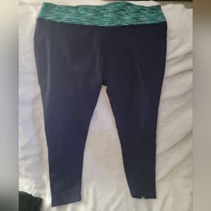 Fabletics Blue and Green Leggings Sz XXL